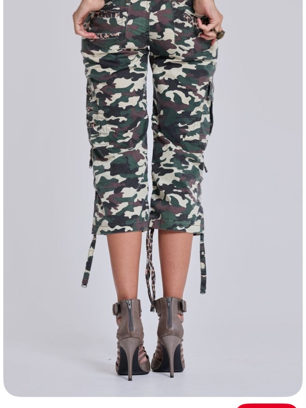 Jaded London Green & Khaki Camo Cargo Capris size 12 NWT